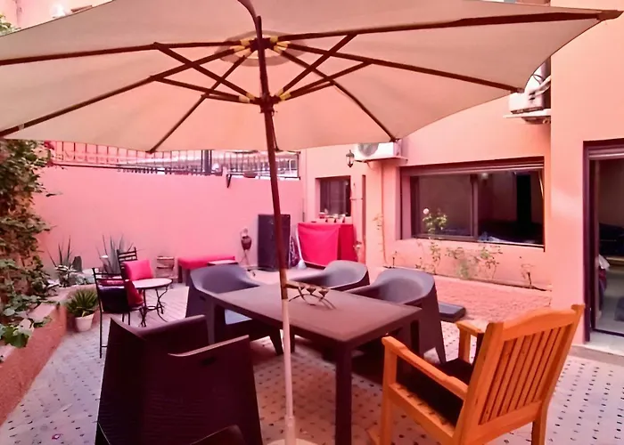 Oasis Design Terrasse Vegetale Netflix 300 M Du Majorelle