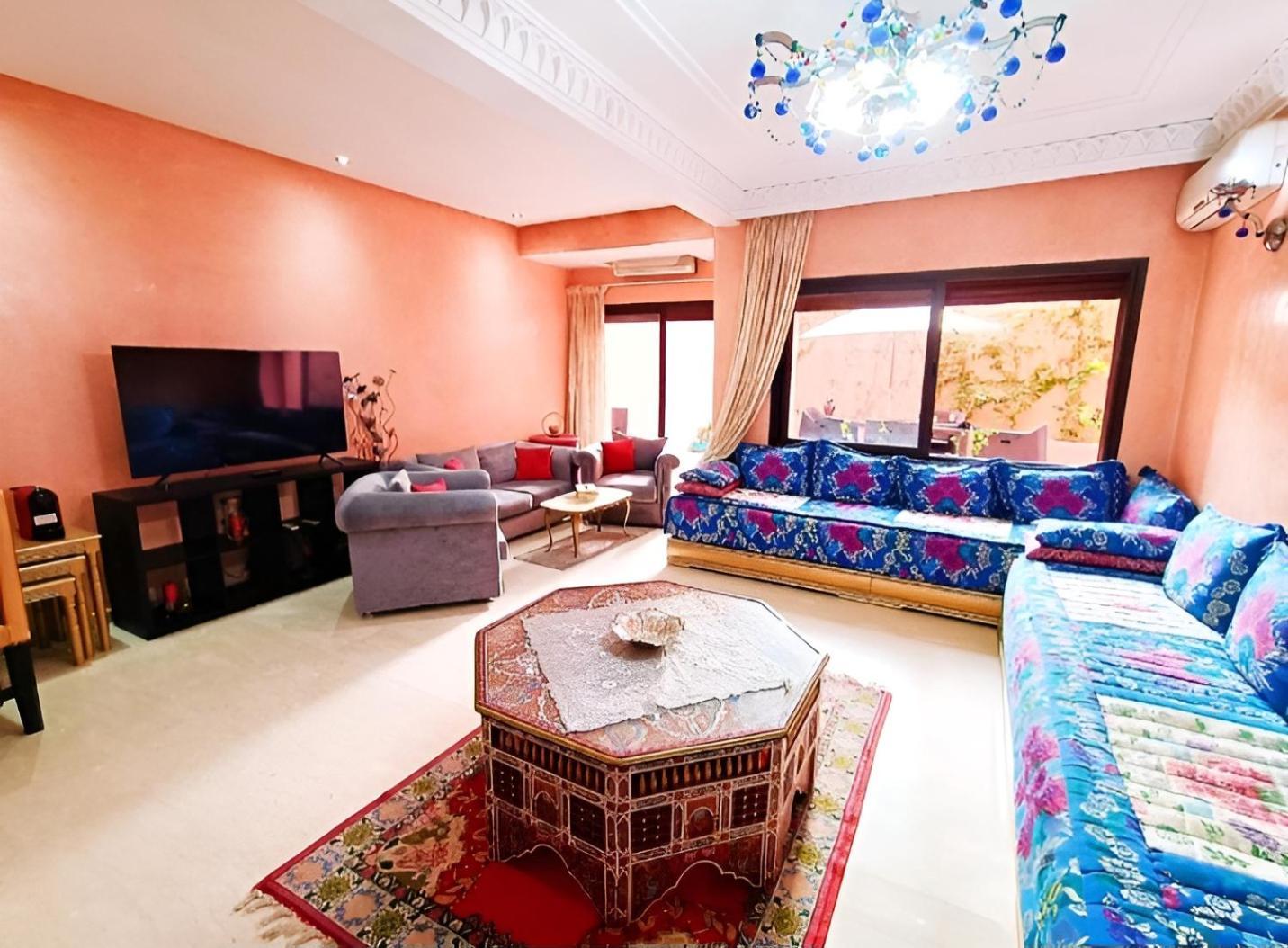 Oasis Design Terrasse Vegetale Netflix 300 M Du Majorelle *